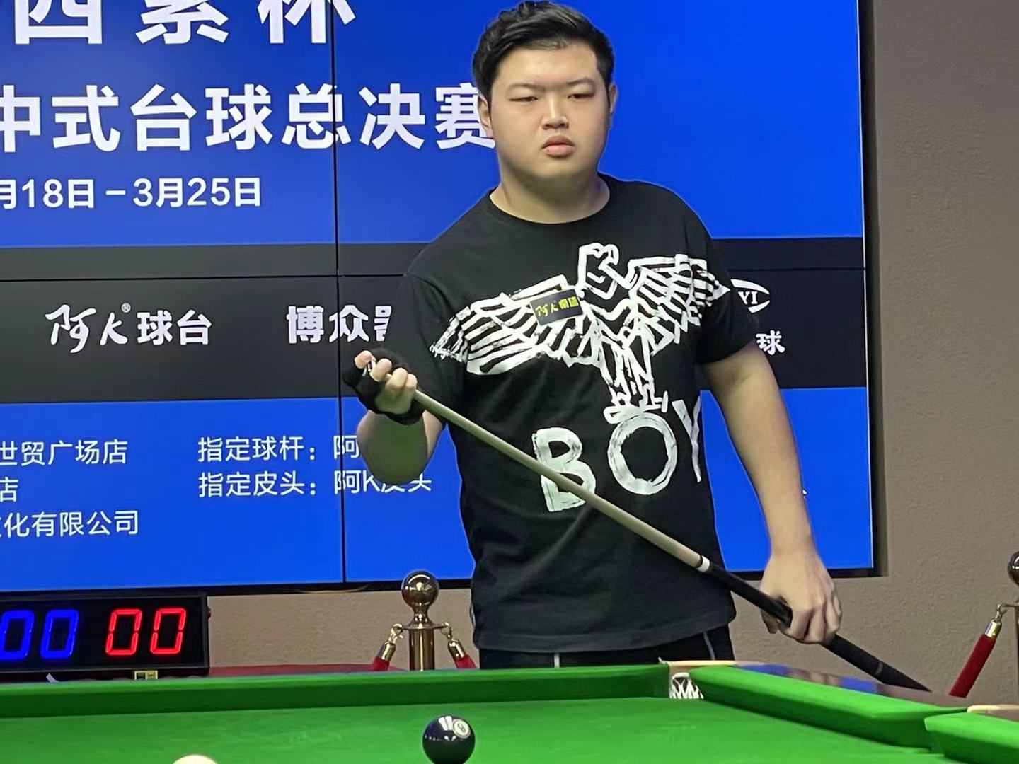 在足球迷心